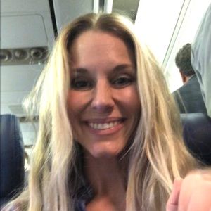 Meet your Posher, Cassandra